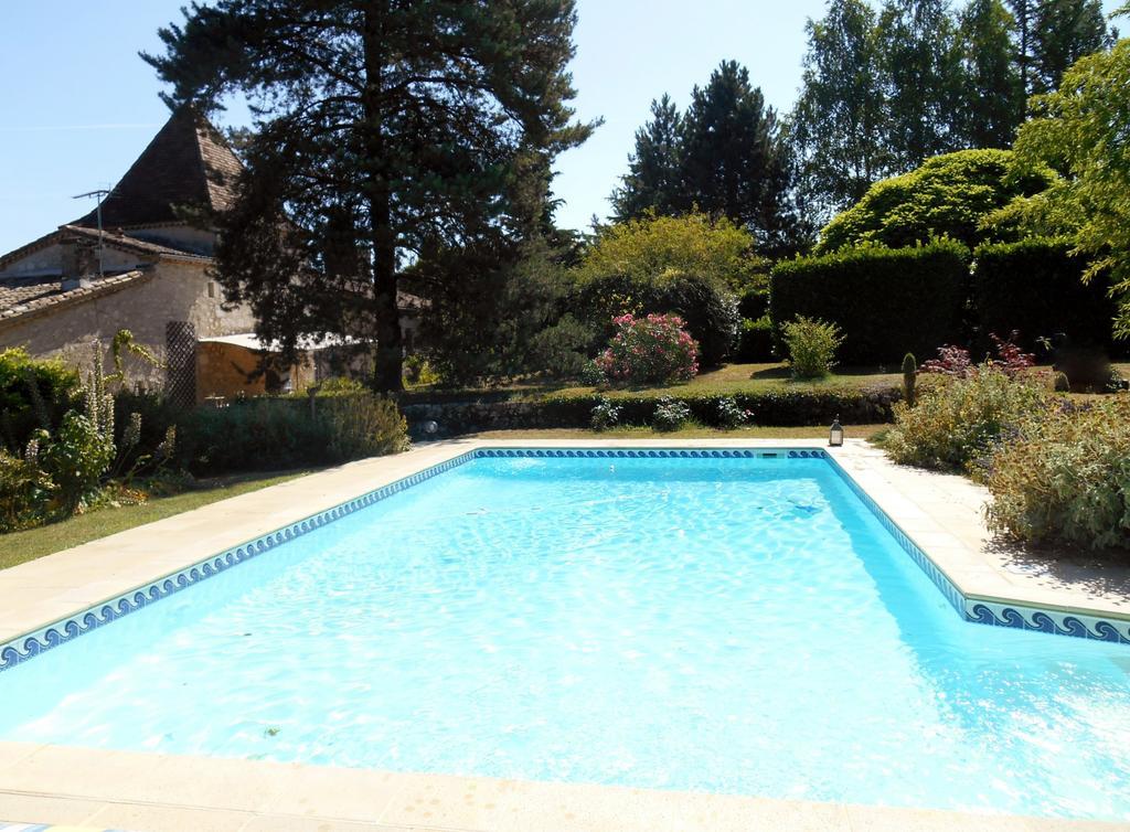 Le Colombier Bed & Breakfast Villeneuve-sur-Lot Exterior photo
